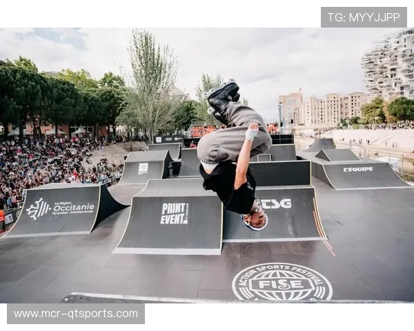 FISE上海站增设攀岩项目 公众免费体验打破观赛参与界限